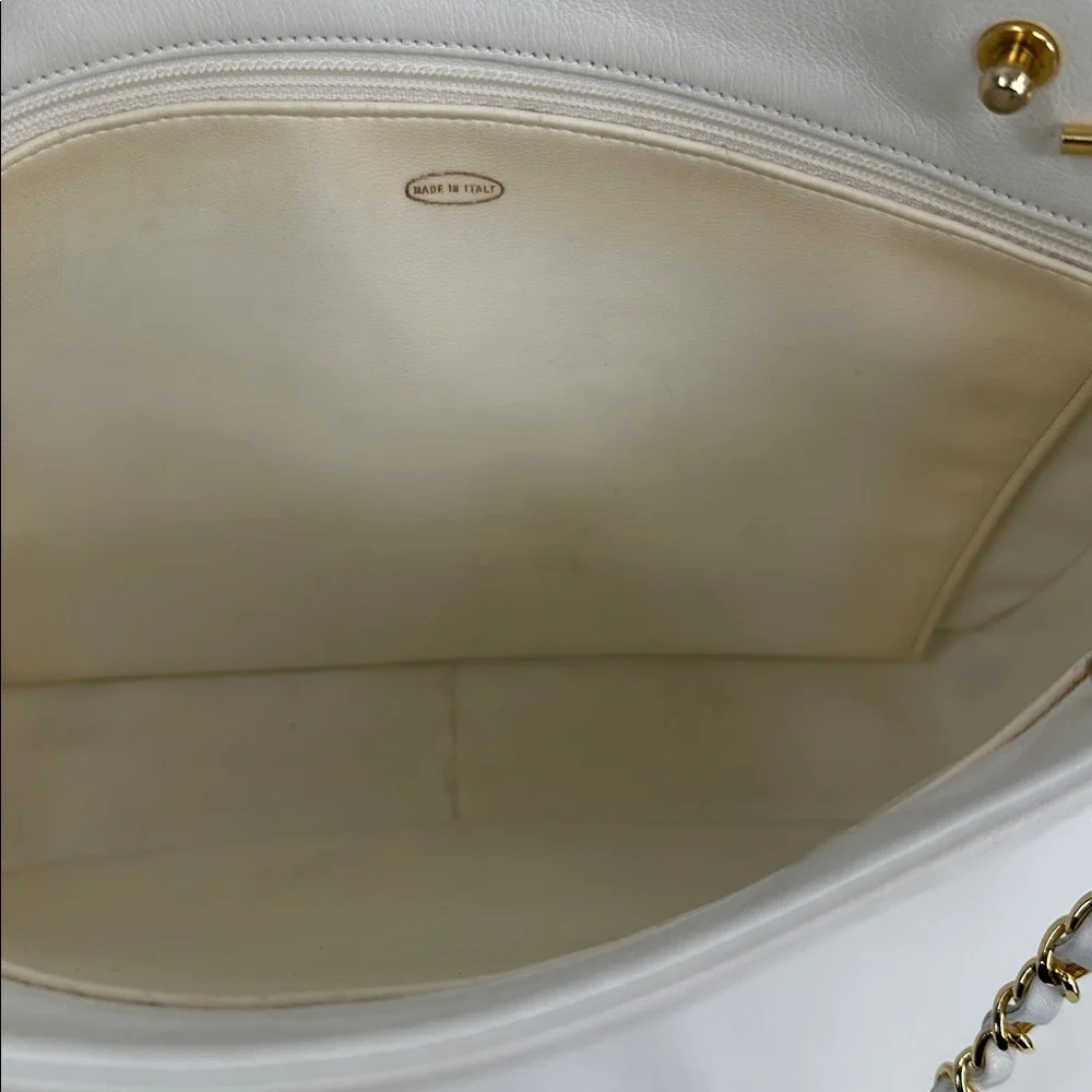 Authenticated CHANEL Quilted Shoulder Bag- White - Picture 9 of 16